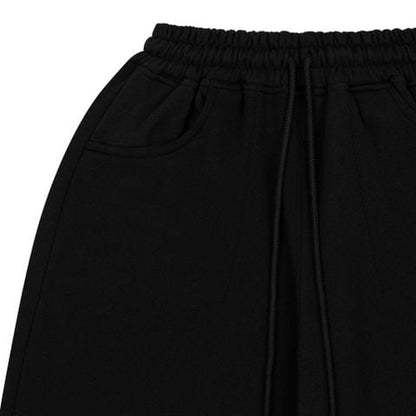 AA ICON FITTED SWEATSHORT // BLACK