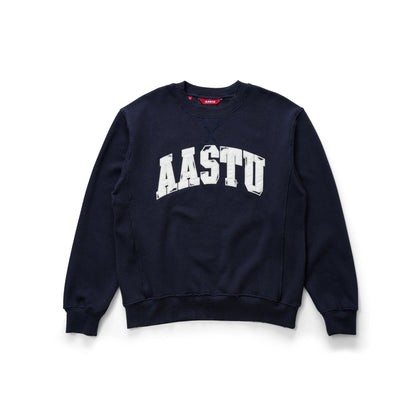 AA CLASSIC SWEATER // NAVY
